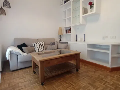 Piso en calle de Londres, 18