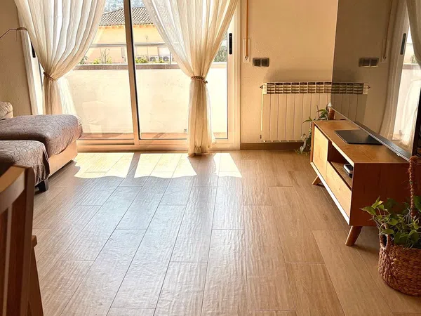 Dúplex en Pallejà - Foto 1
