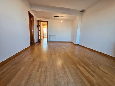 Piso en  Passeig del Vint-i-dos de Juliol - Foto 10