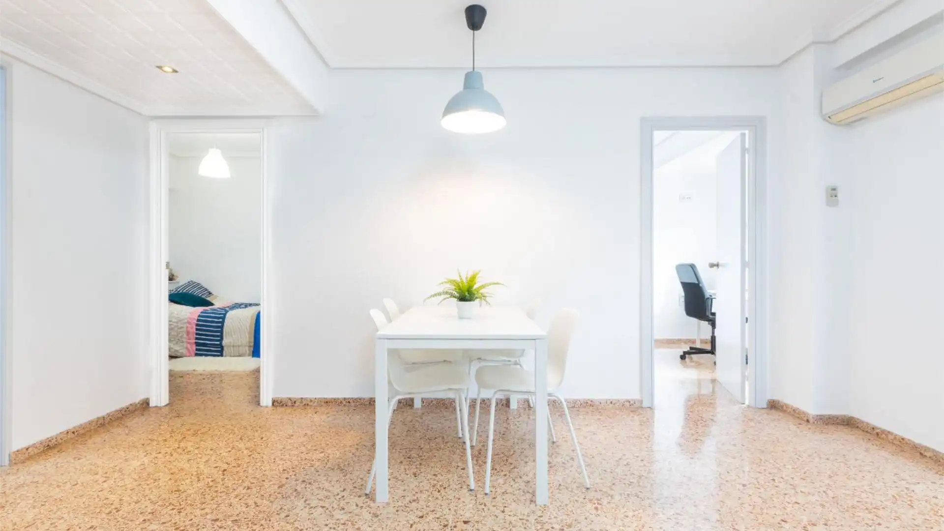 Piso en  Carrer de Yecla 19 - Foto 28