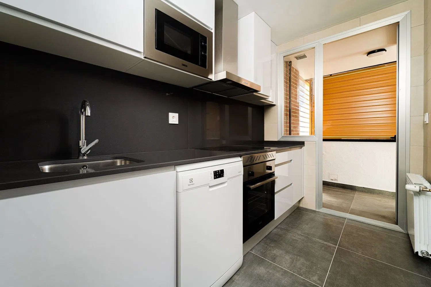 Piso en calle de la Condesa de Venadito - Foto 16