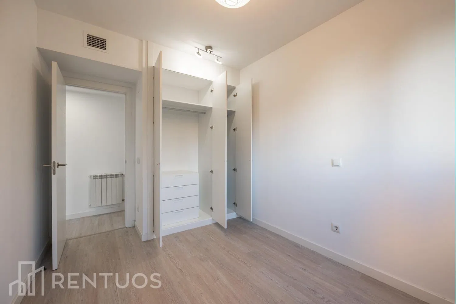 Piso en avenida del Euro - Foto 24