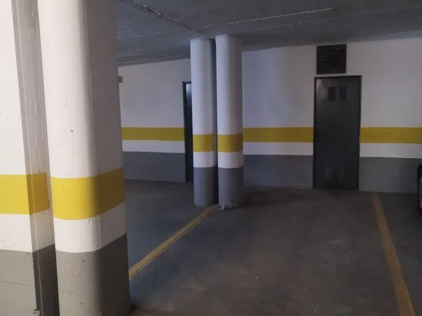 Garaje en Calle Julio Verne, 2, Rosaleda - Juventud - Foto 1