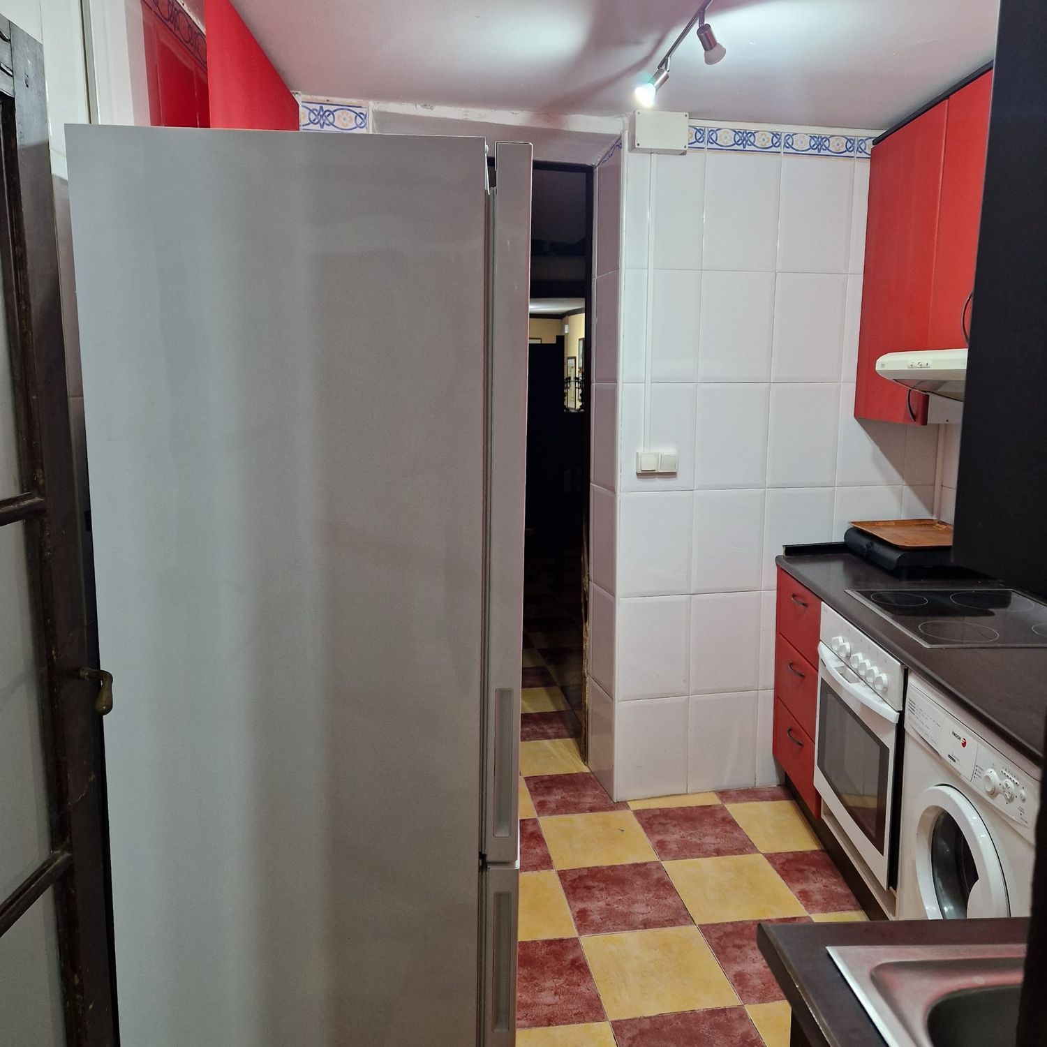 Estudio en calle de Ramón Pignatelli, 68 - Foto 6