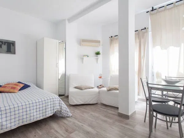 Estudio en rambla de Méndez Núñez, 43 - Foto 6