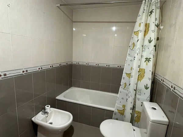 Ático en Barrio HUCA-La Cadellada - Foto 9