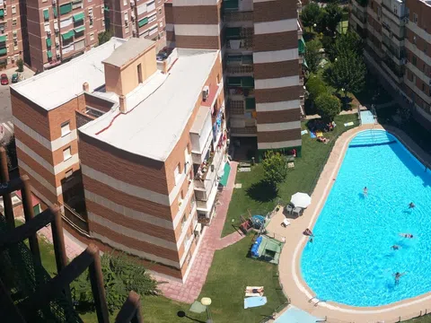 Piso en calle de los Monegros, 40