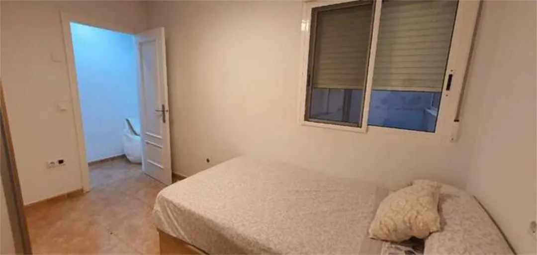 Piso en barrio - Foto 1