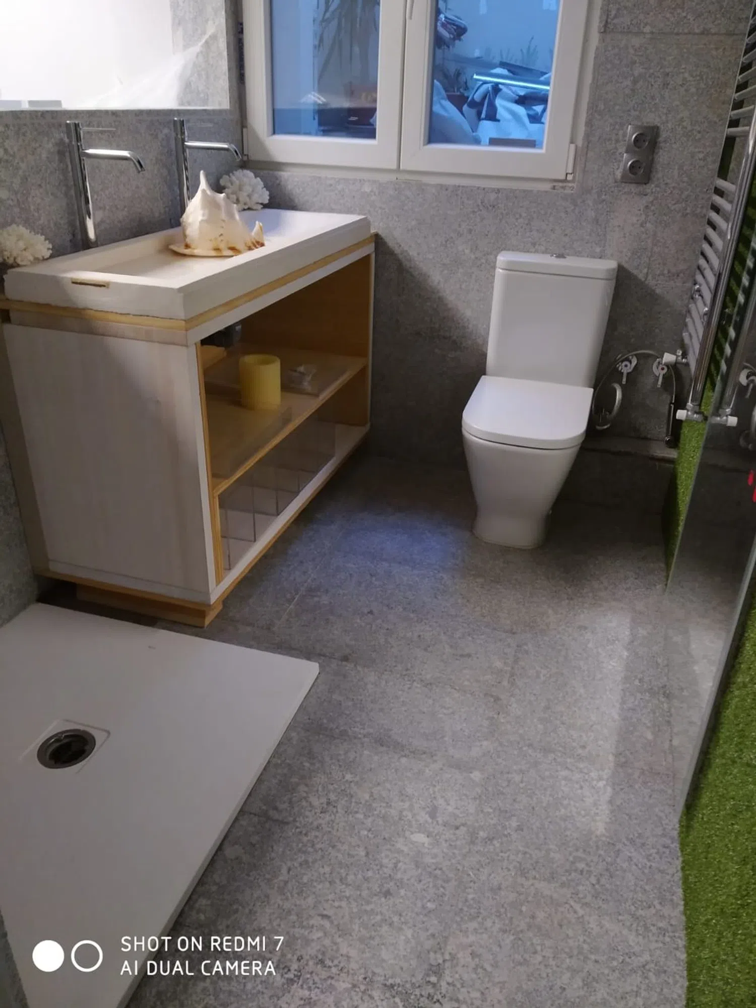 Piso en calle Navas del Rey, 1 - Foto 1