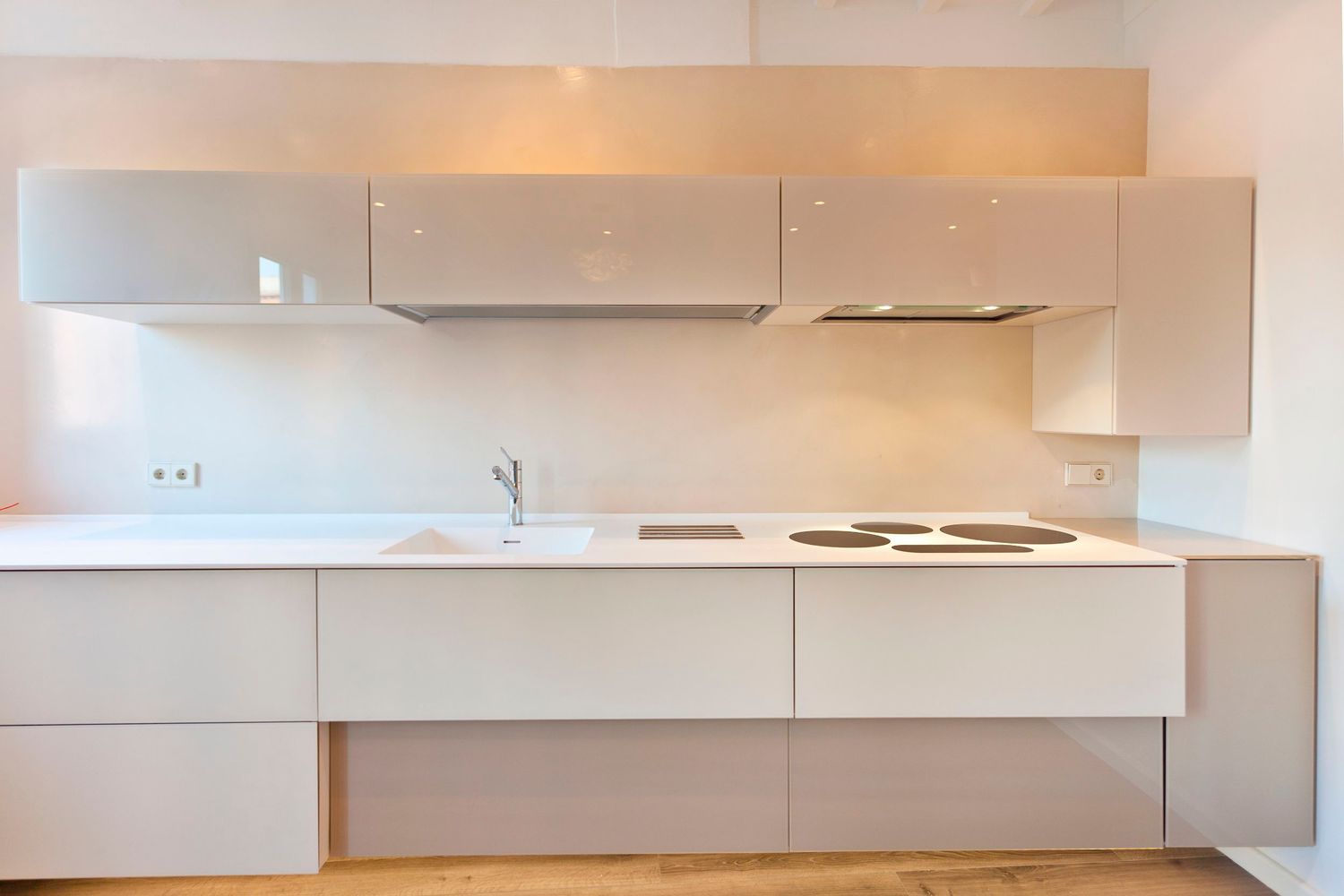 Estudio en paseo del Born, 5 - Foto 2