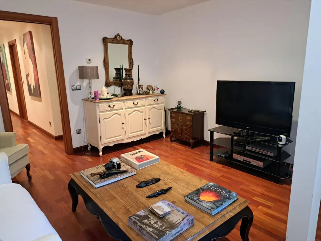 Piso en  Calle Sánchez Arjona 16 - Foto 3