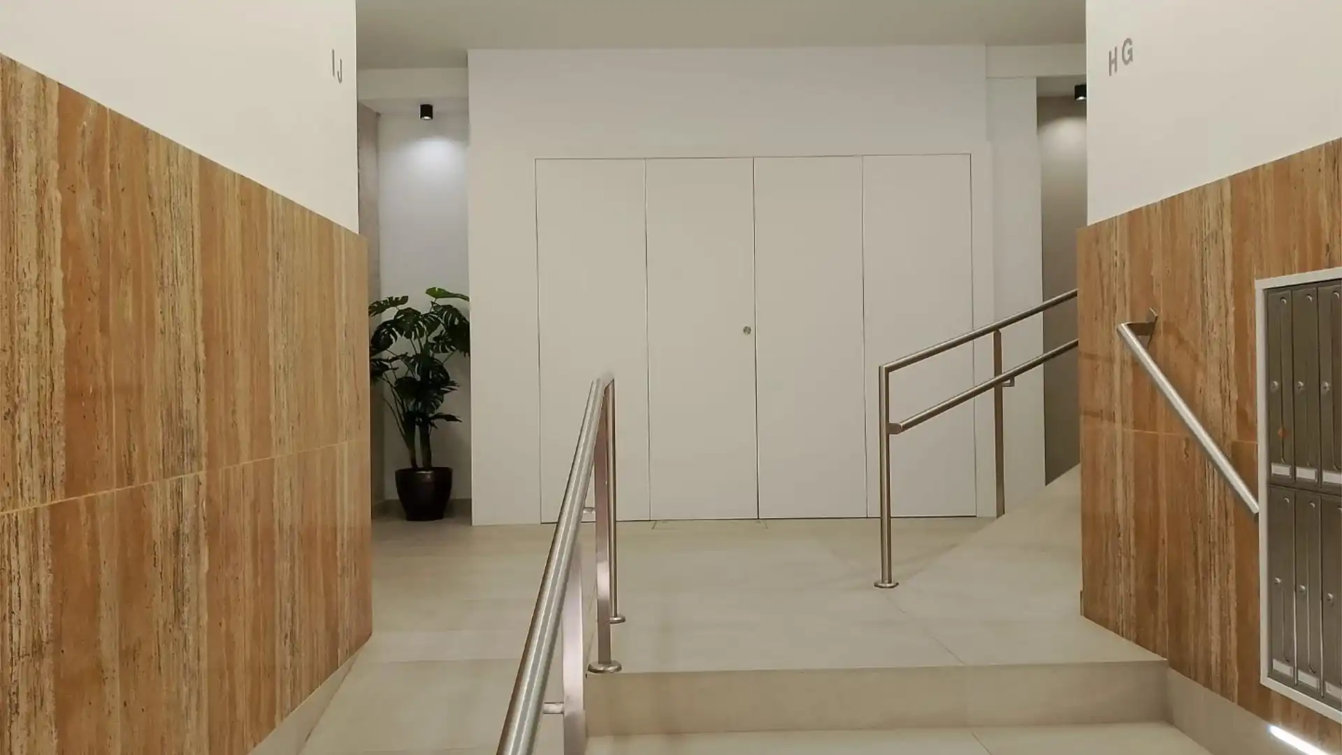 Piso en  Calle Conde del Campillo 2 - Foto 1