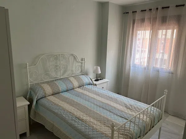 Piso en calle Doctor Madrazo Osuna, 7 (Residencial Las Perlas 1) - Foto 4