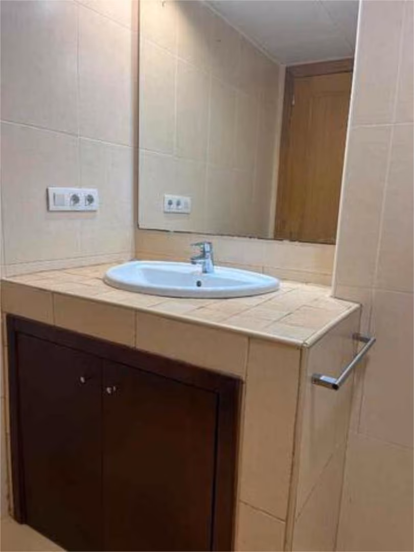 Apartamento en avenida juan de borbon - Foto 4