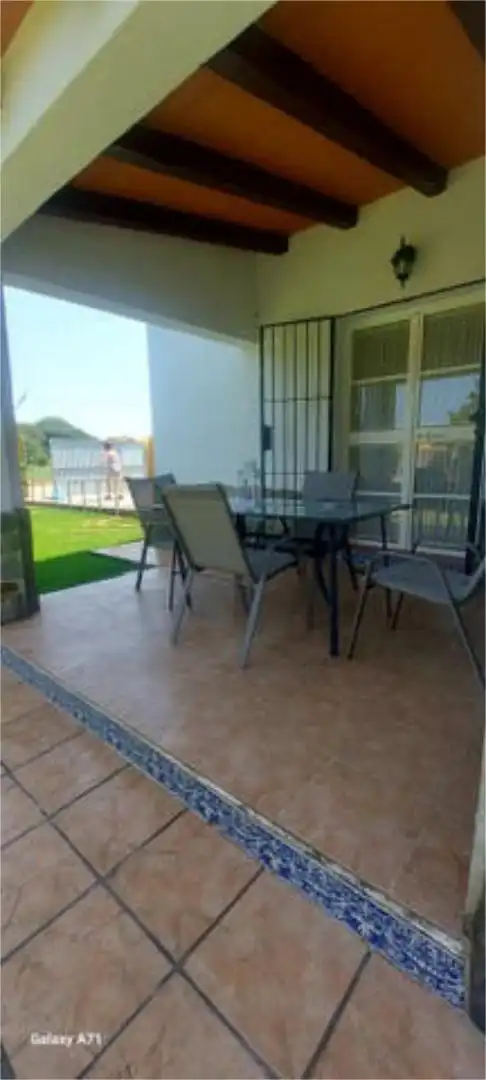 Casa adosada en Chalet la huerta con piscina - Foto 4