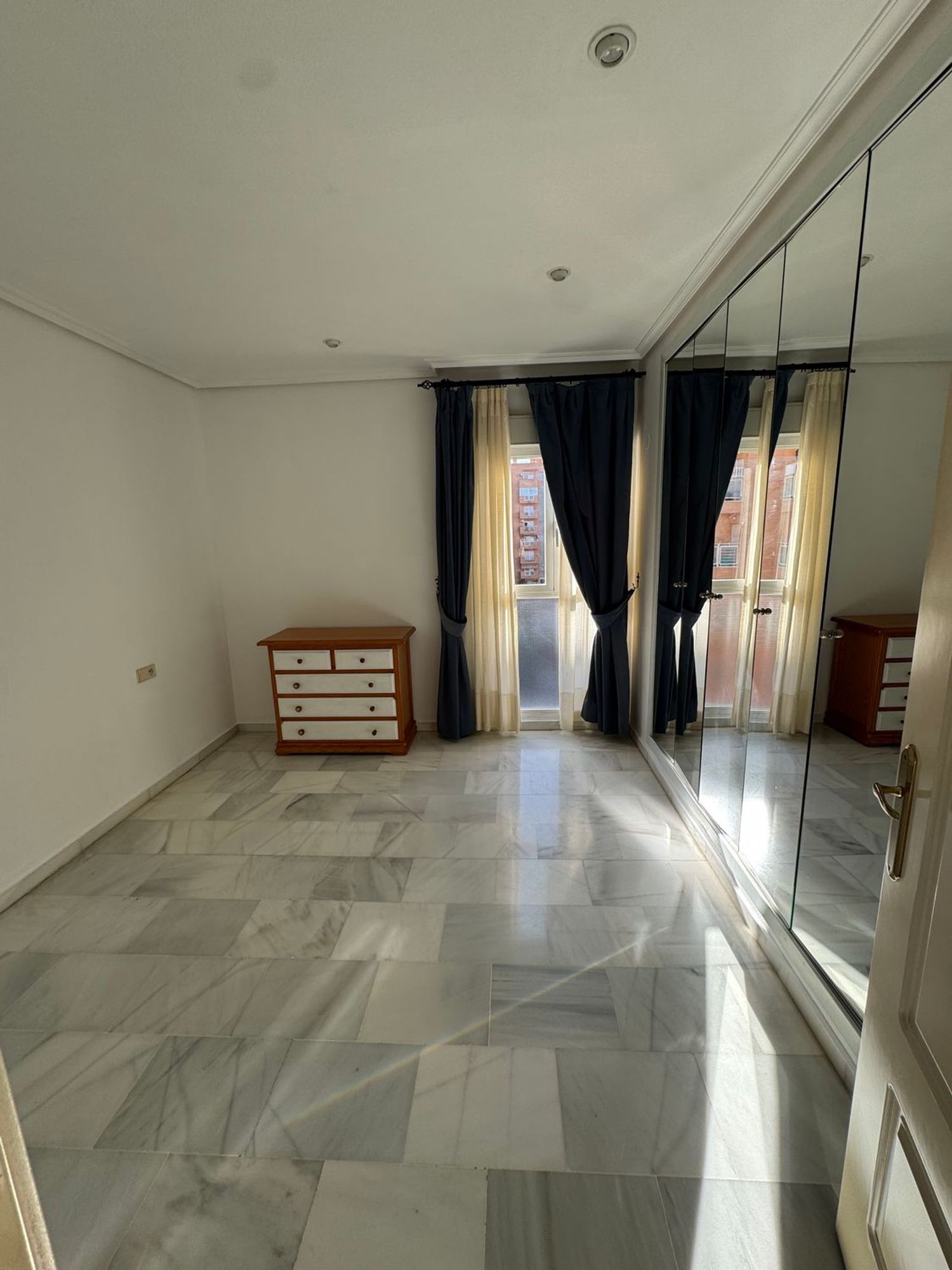 Piso en calle Cueva de Menga, 1 - Foto 4