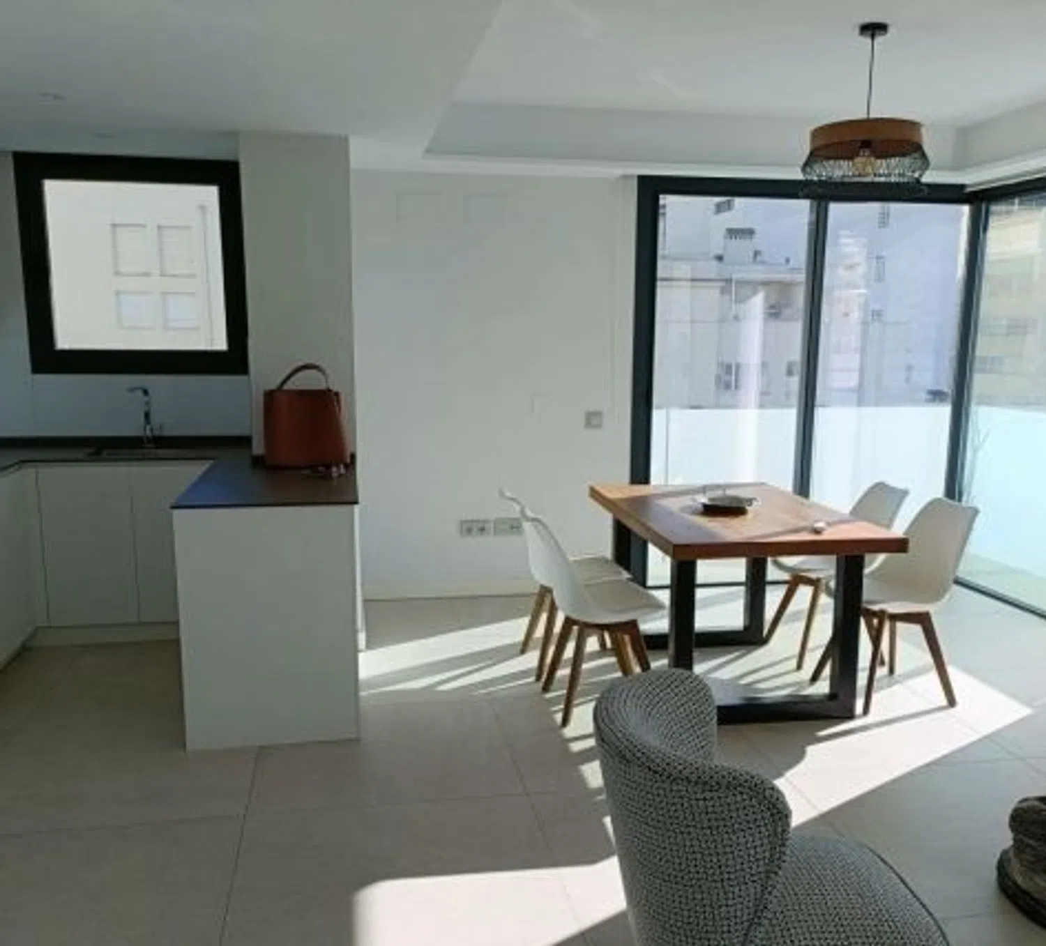 Piso en calle Notario Luis Oliver, 19 - Foto 5