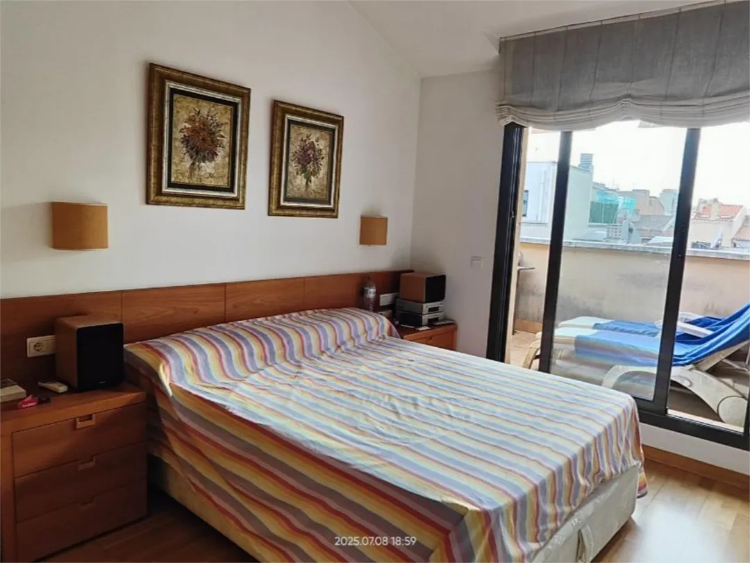 Piso en  Carrer de Martí Díez 83 - Foto 3