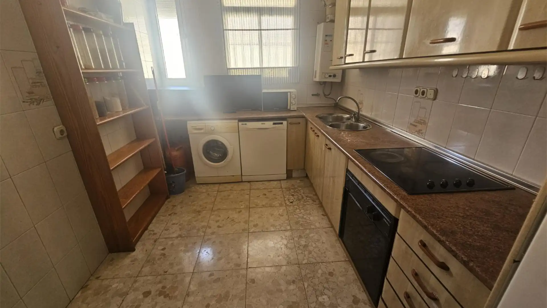 Piso en  Calle Teniente Salvio Ravassa 1 - Foto 4