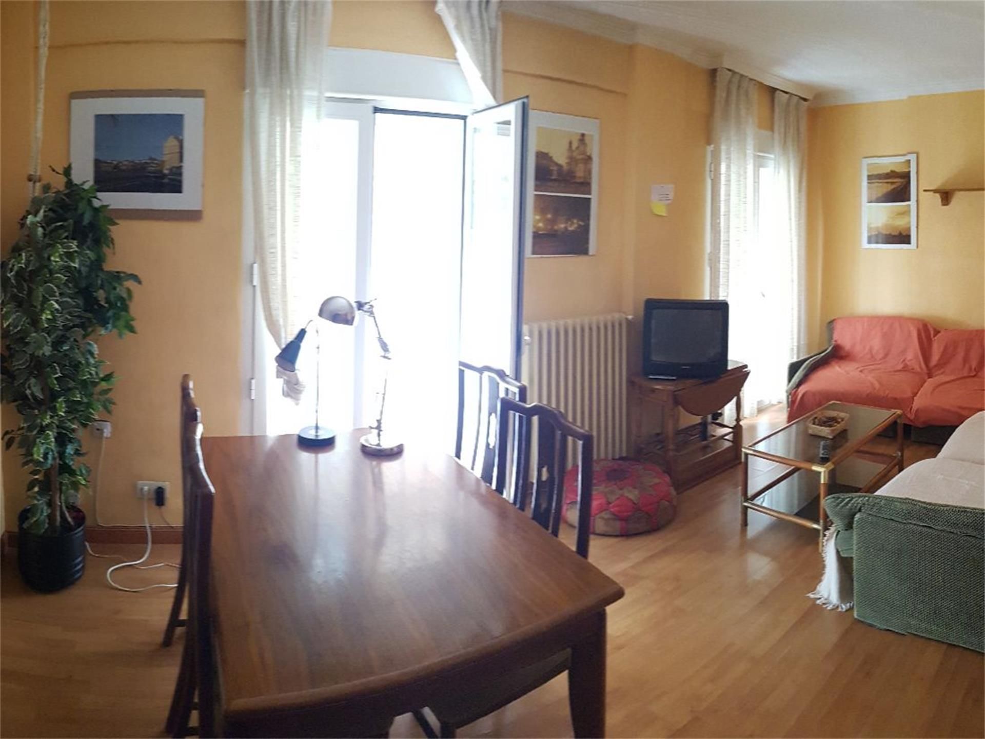 Piso en  Plaza del Boquerón 6