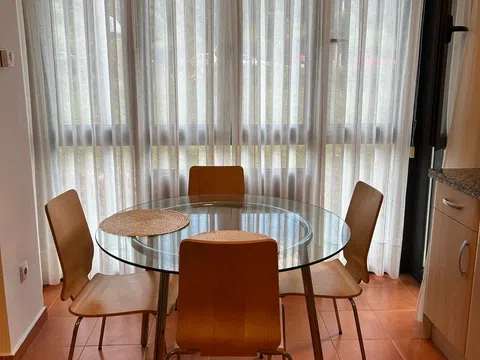 Estudio en calle Río Esva, 1