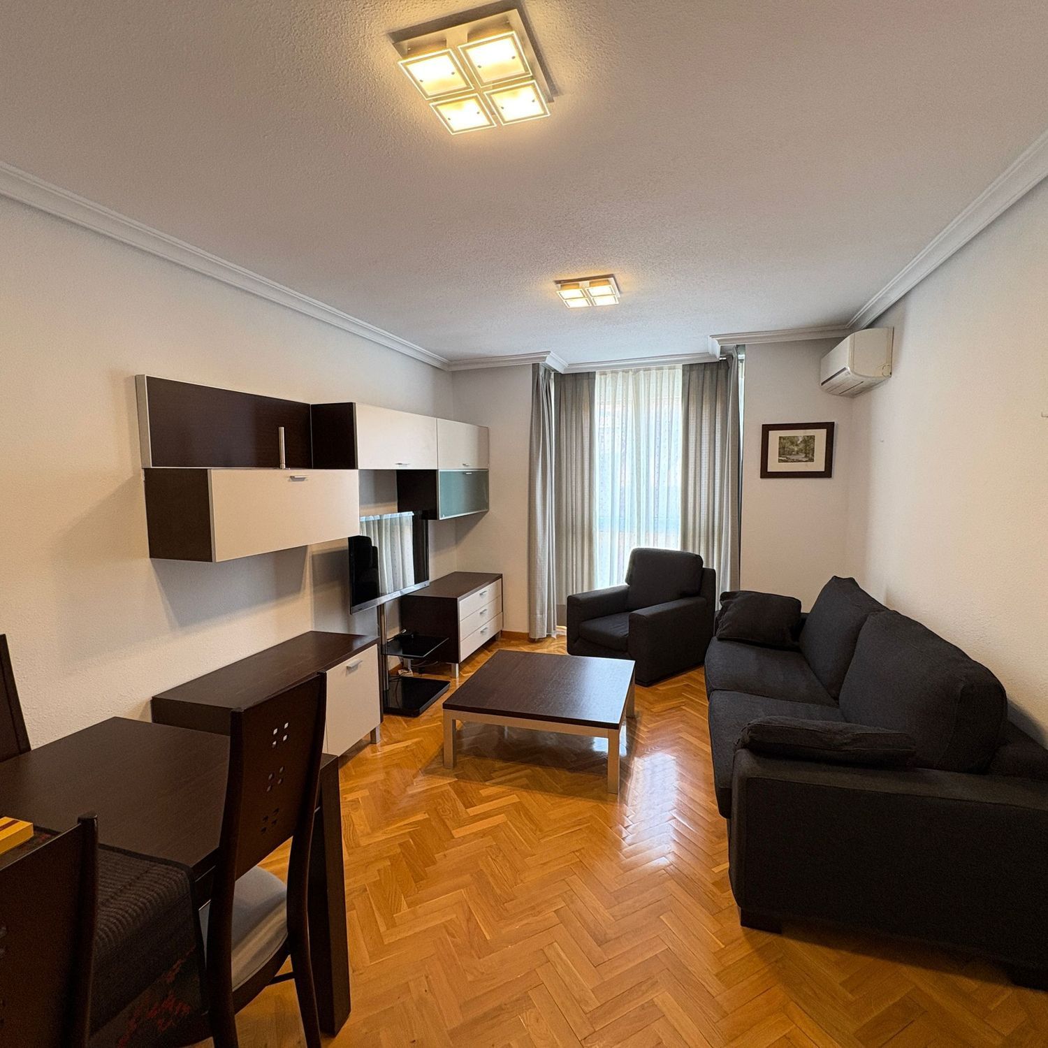 Piso en calle del Mar de Aral, 8 - Foto 1