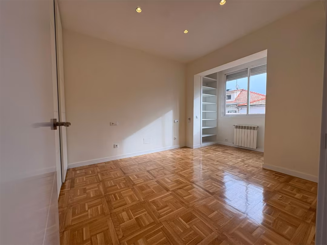 Piso en  Calle de Rodríguez Marín 54 - Foto 2