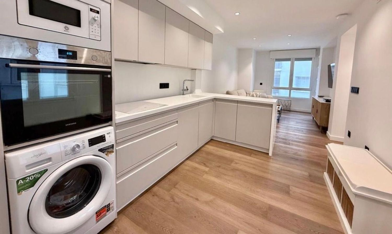 Piso en calle de la Reina, 171 - Foto 1