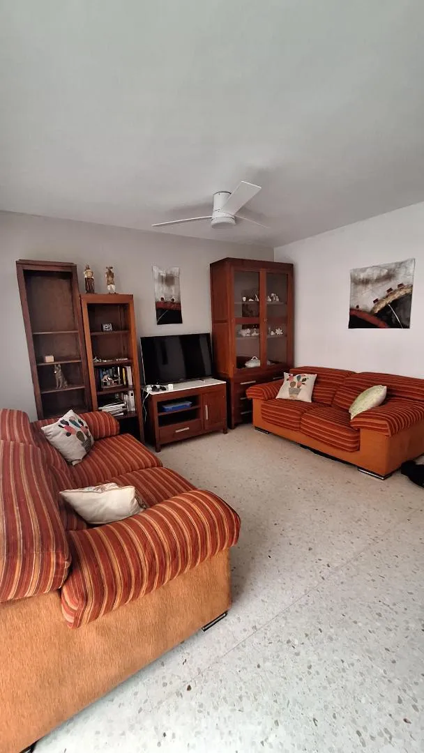 Piso en  Carrer Polop 10 - Foto 2