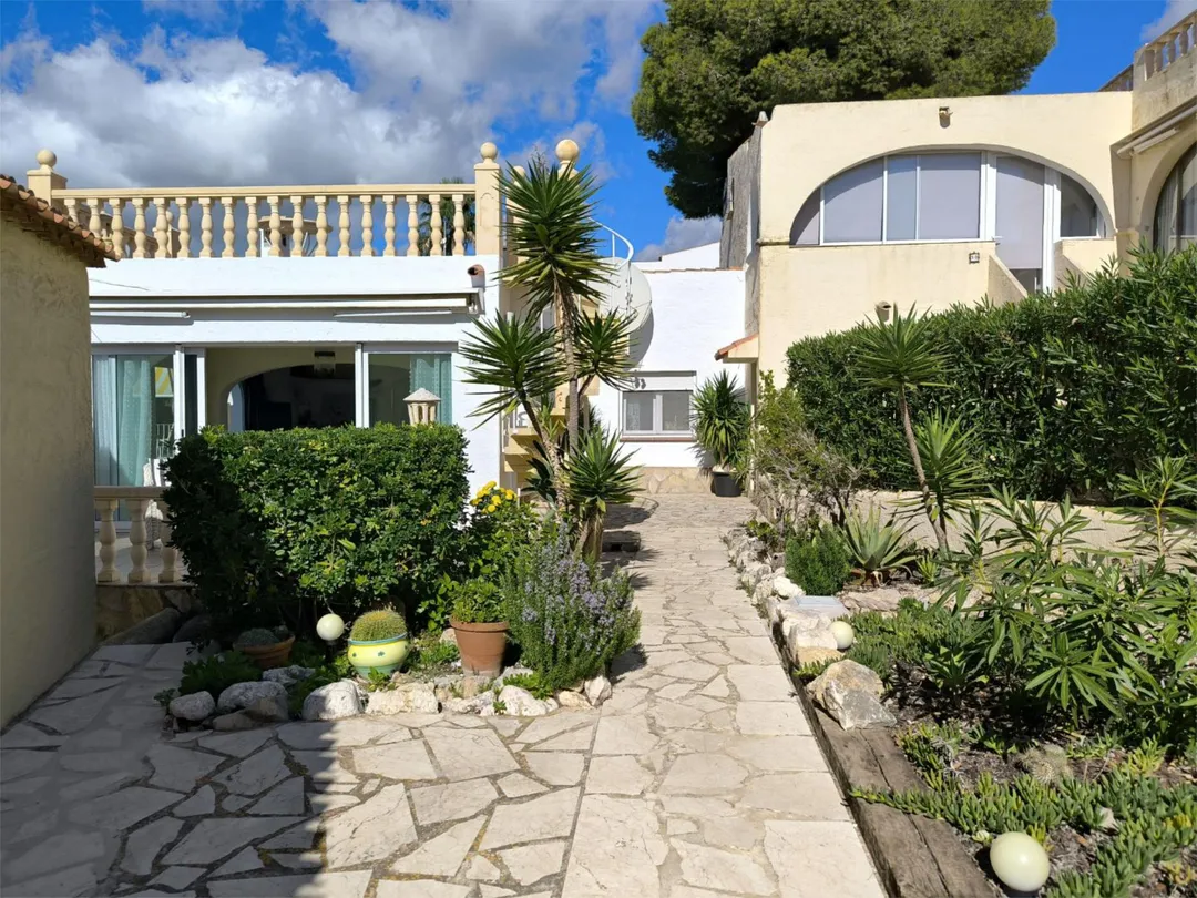 Casa adosada en  Avenida de Madrid 36 - Foto 3