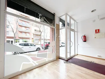 Local comercial en Mollet del Vallès - Foto 4