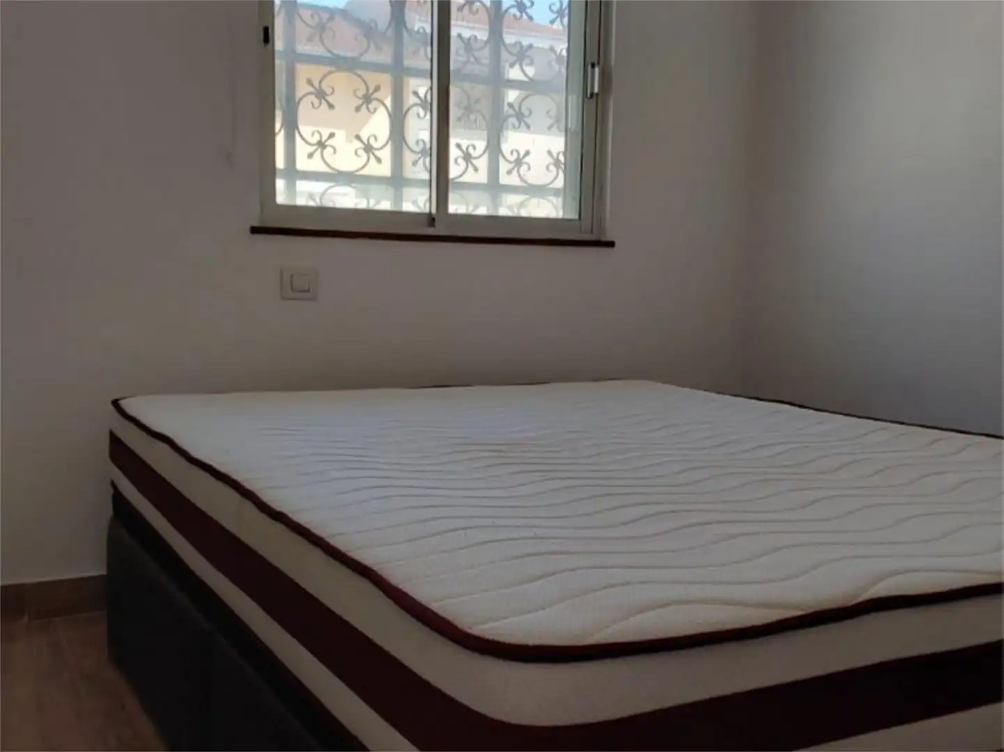 Casa adosada en avenida Avenida 8 Marzo 43 - Foto 8