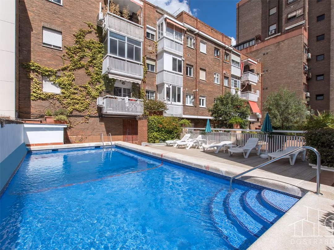 Piso en  Calle de Arturo Baldasano 7 - Foto 26