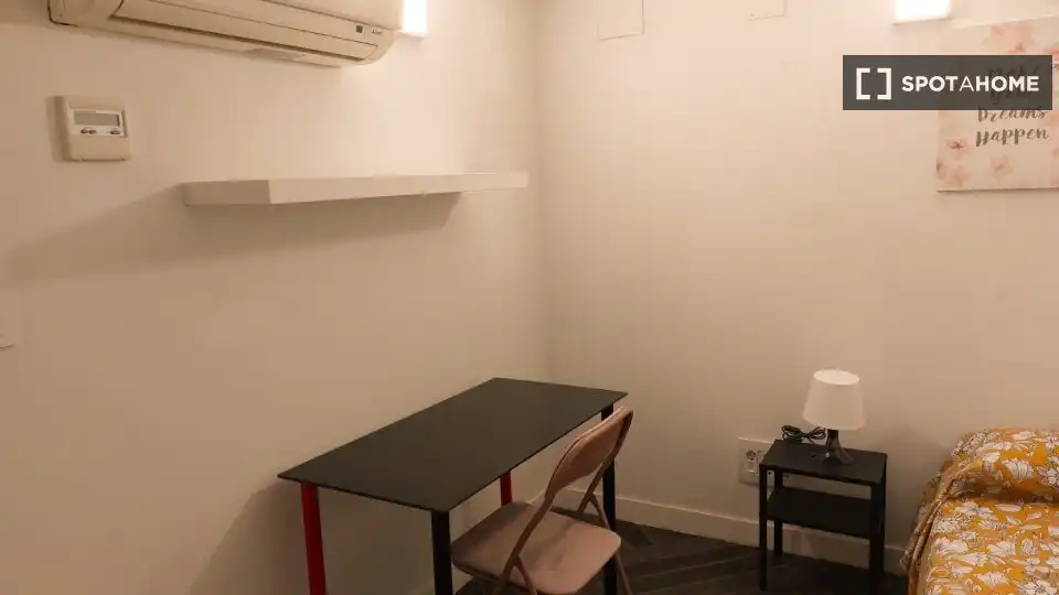 Piso en Xirivella - Foto 2