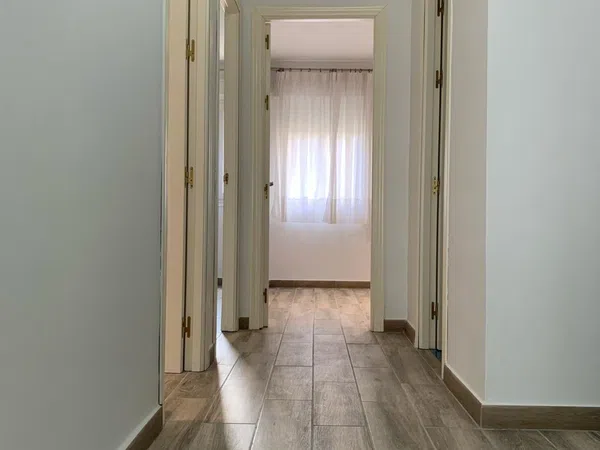 Piso en Barrio Buhaira - Huerta del Rey - Foto 8