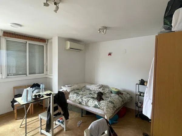 Estudio en calle de Xàtiva, 14