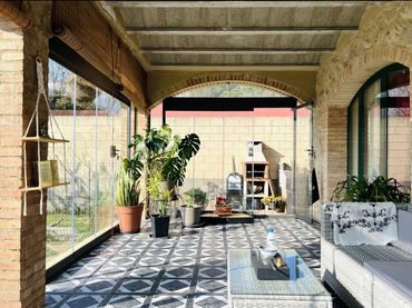 Chalet en  Carrer de Monturiol 1 - Foto 4