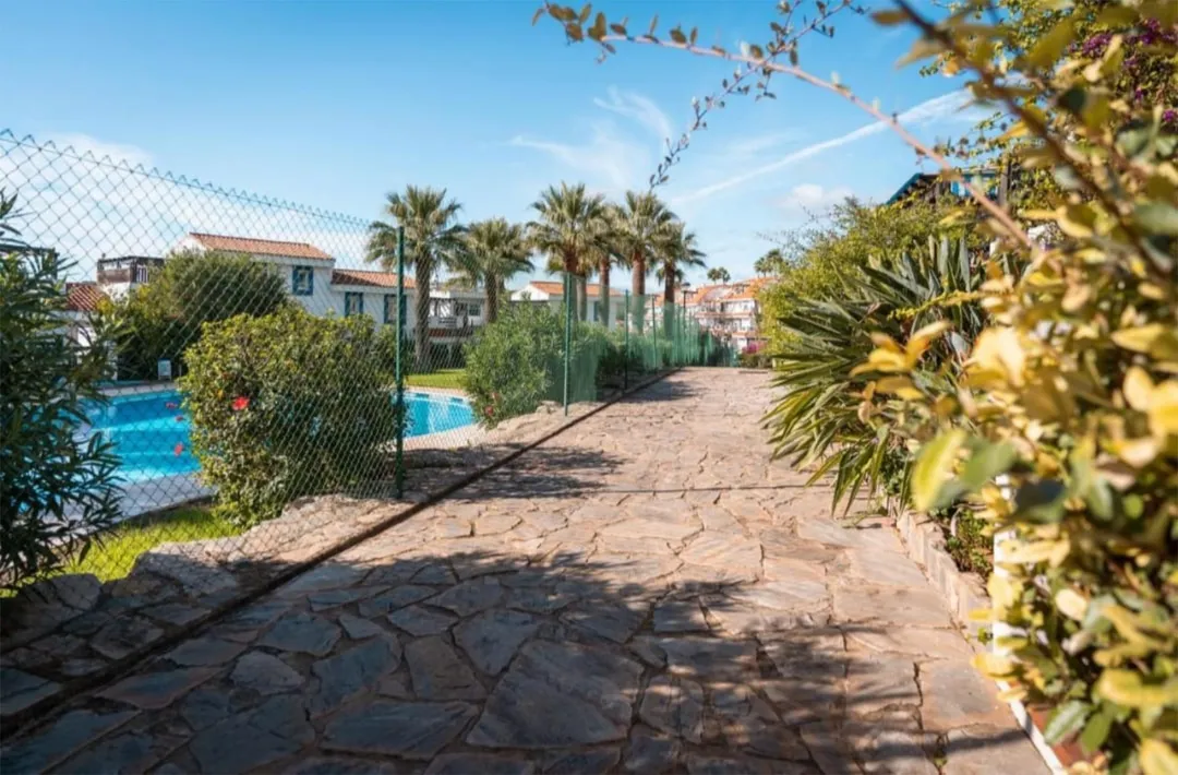 Piso en  Calle Almendro el 4 - Foto 4