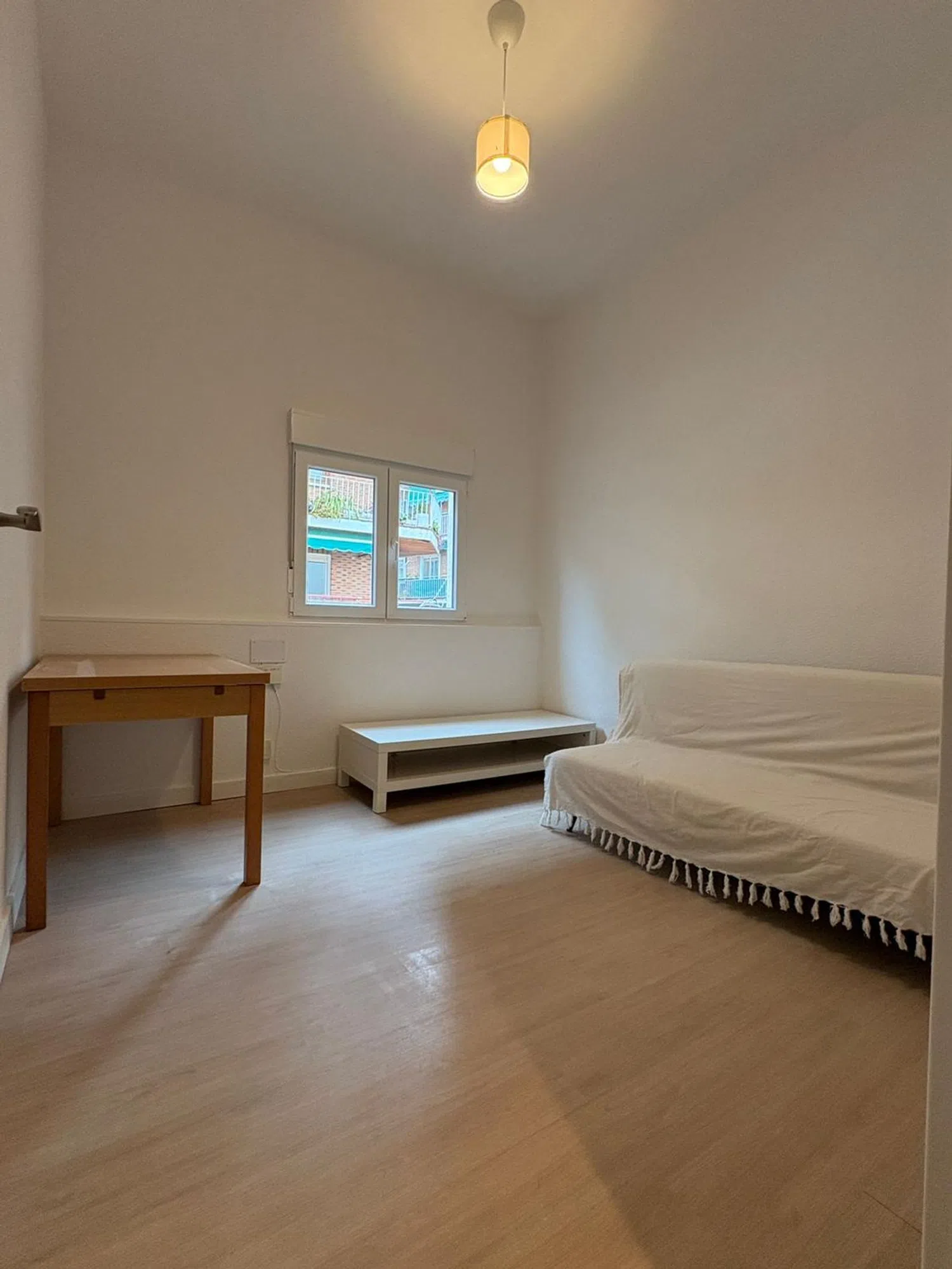 Piso en calle Pinos Alta, 91 - Foto 1