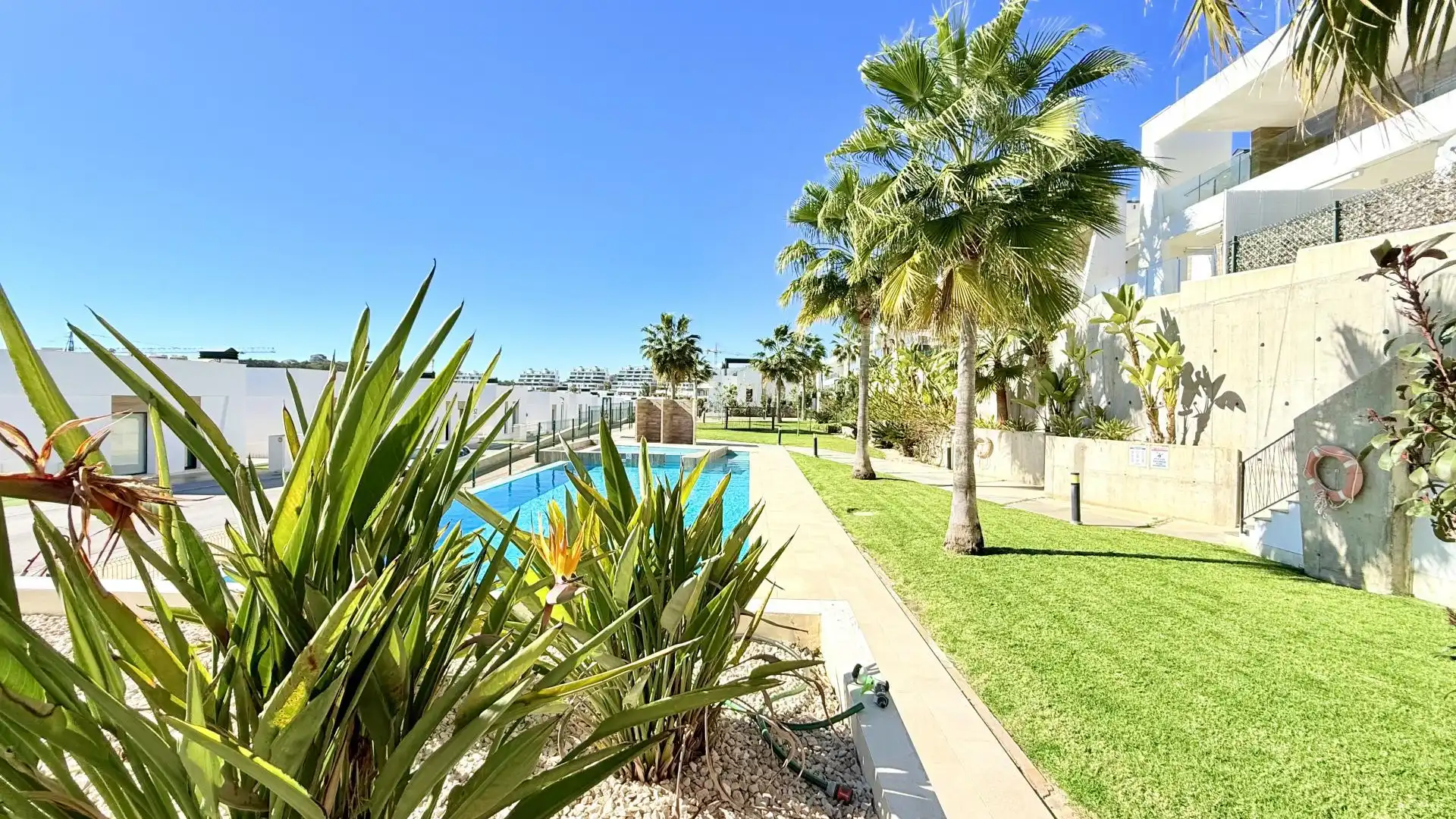 Planta baja en  Carrer d'Equador 22 - Foto 16