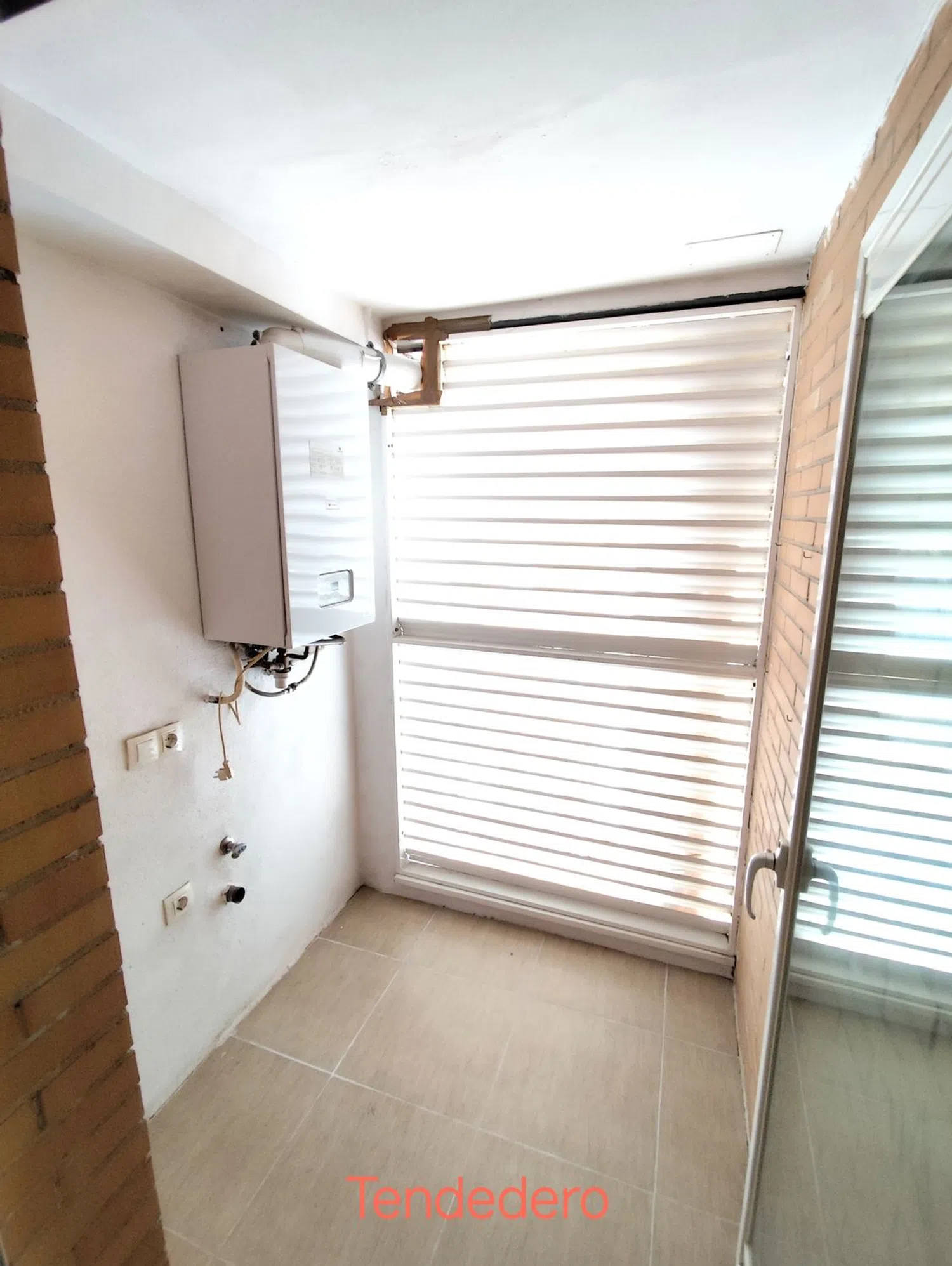 Piso en avenida Carmen Laforet, 9 - Foto 26