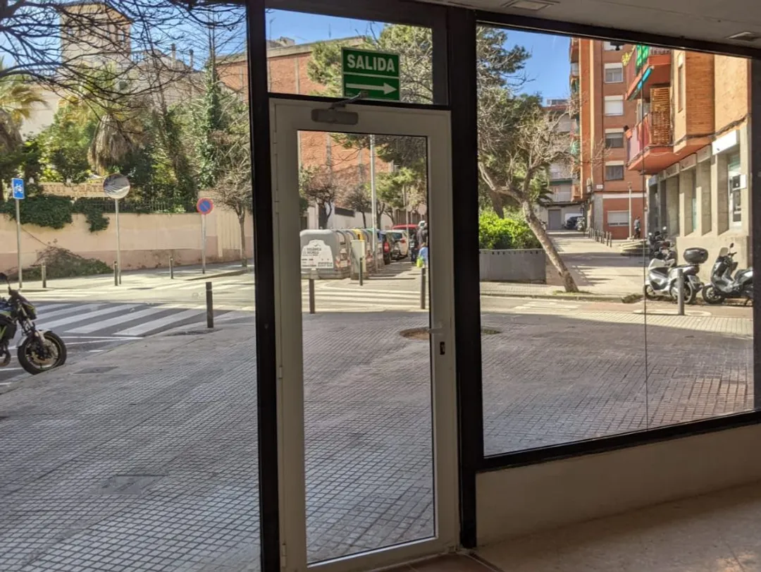 Local comercial en  Carrer de la Llibertat 14 - Foto 3