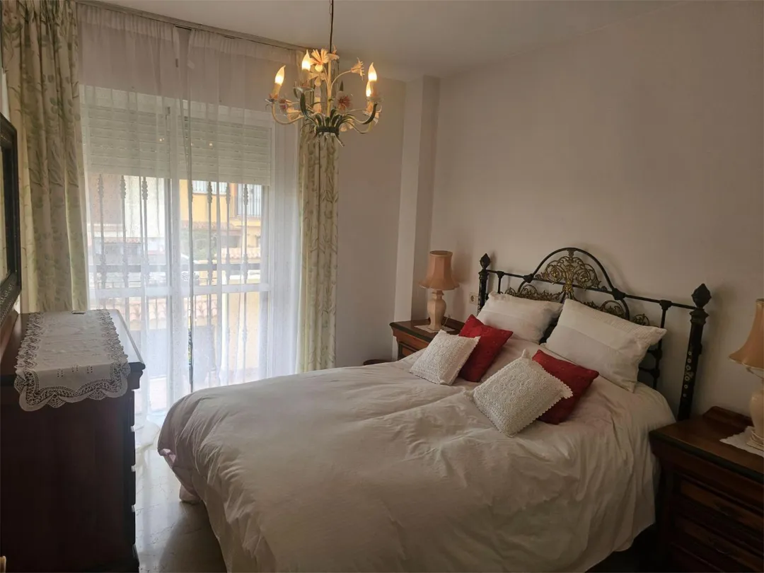 Piso en  Calle Poeta Muñoz Rojas 10 - Foto 9