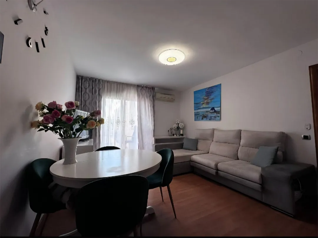 Piso en  Avinguda de Jaume Recoder 53 - Foto 2