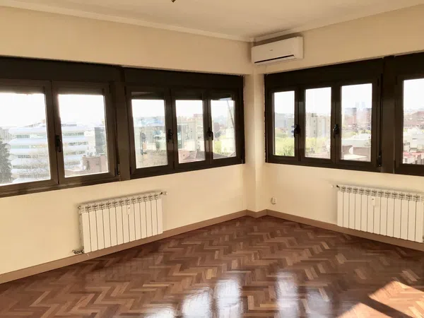 Piso en calle de Arturo Soria, 99