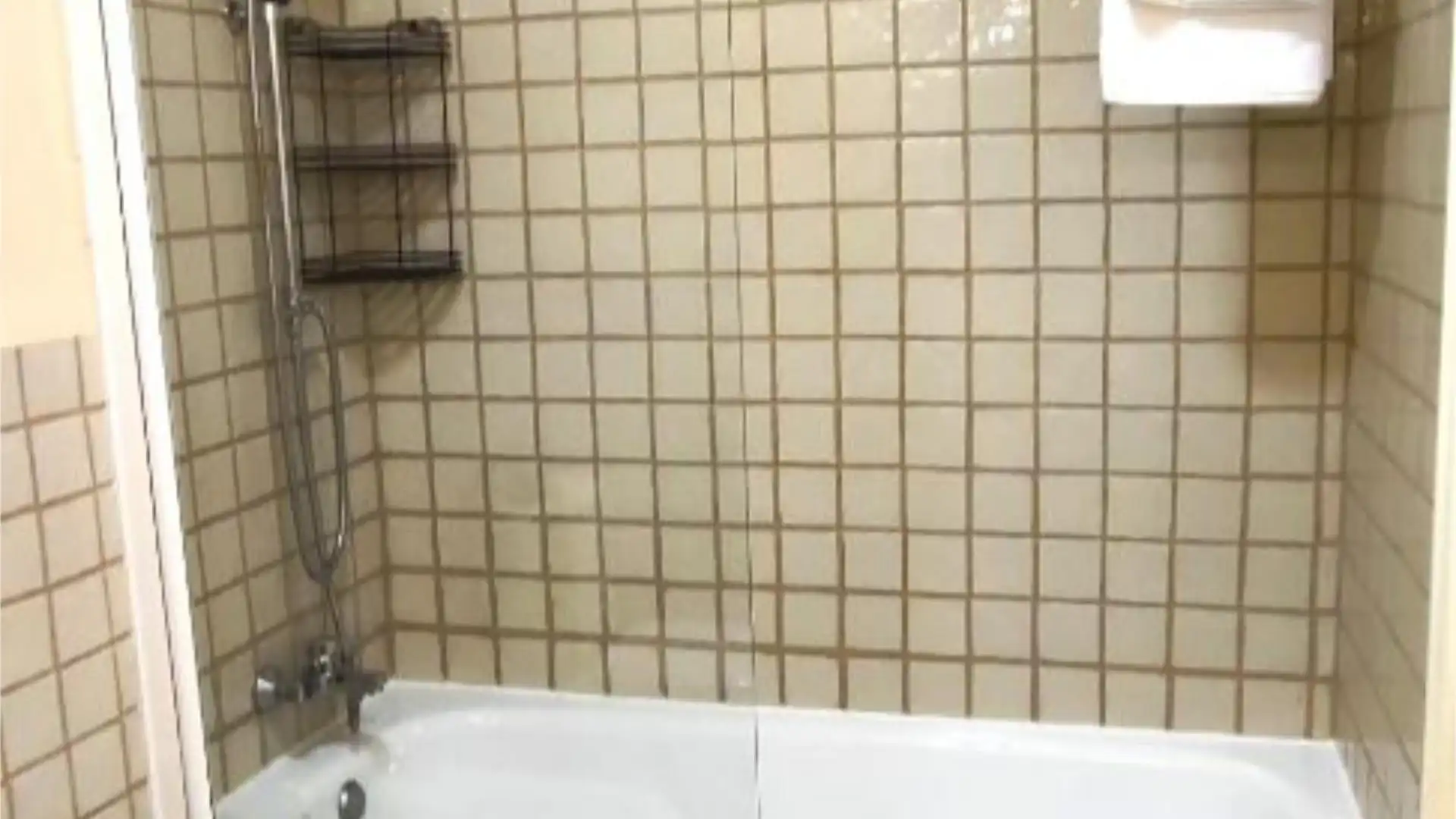 Piso en  Calle María Guerrero 16 - Foto 32