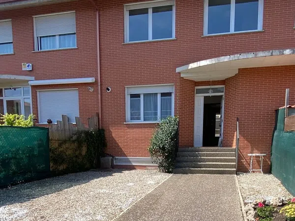 Chalet adosado en Calle Río Ugalde, 26, Lakua - Foto 2
