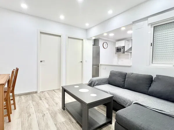 Piso en calle de Conchita Piquer, 8