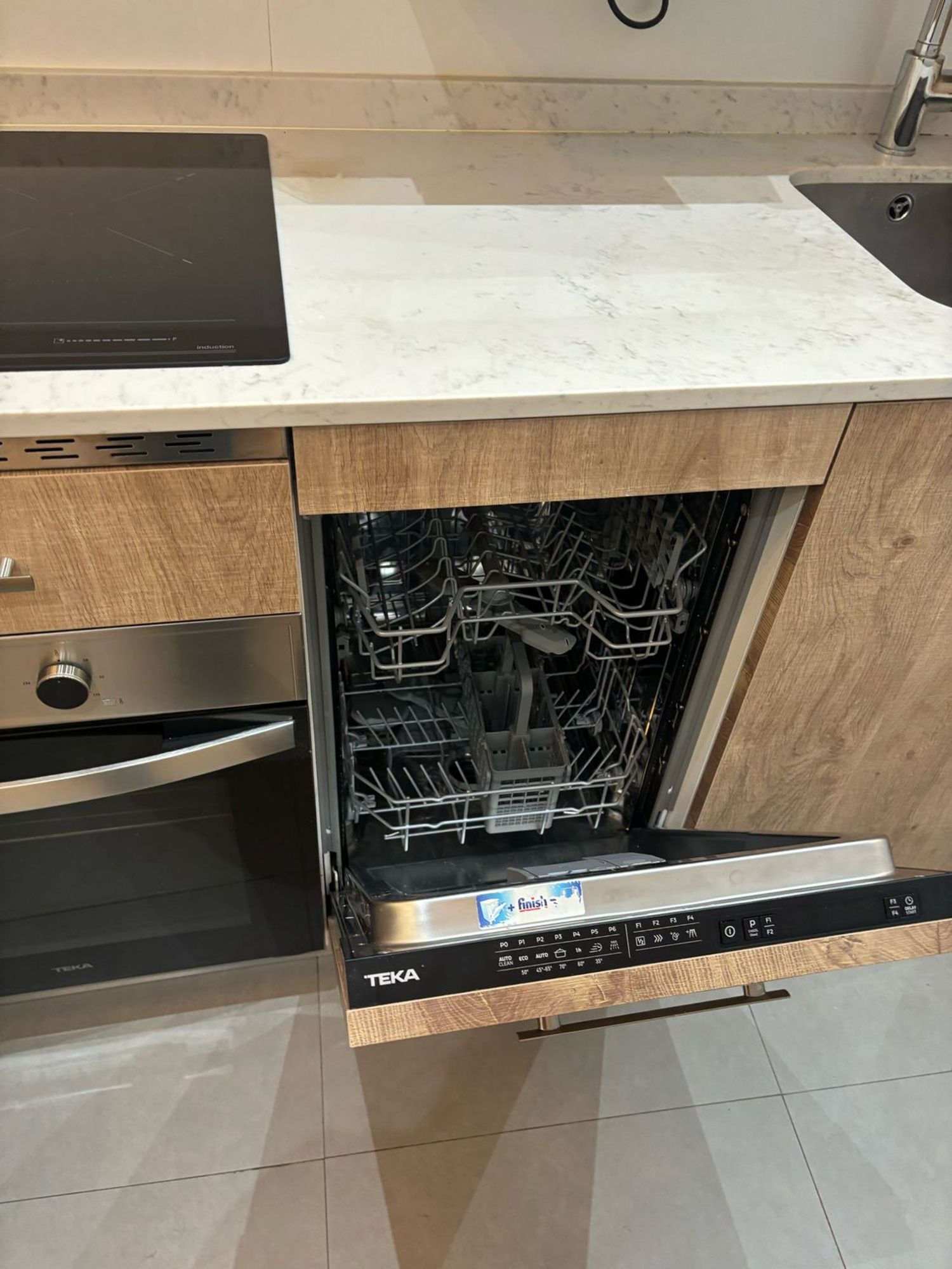 Piso en calle de María de Guzmán, 38 - Foto 7