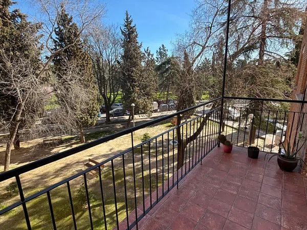 Piso en plaza Virgen del Trabajo, 3 Piso - Foto 1